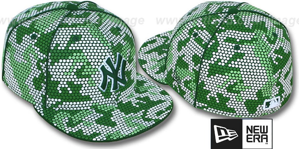 Yankees 'GREEN DOT-CAMO' Fitted Hat by New Era