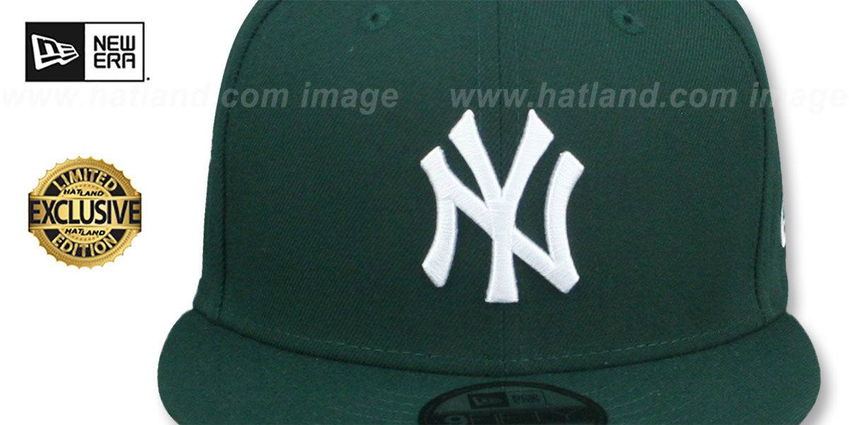 Yankees 'TEAM-BASIC SNAPBACK' Dark Green-White Hat by New Era