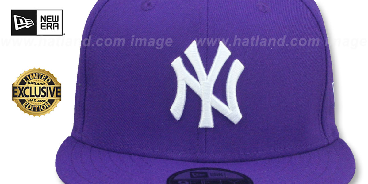 Yankees 'TEAM-BASIC SNAPBACK' Purple-White Hat by New Era