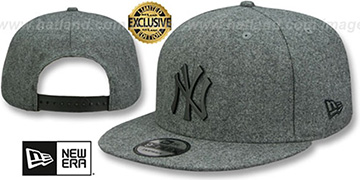 Yankees 'BLACK METAL-BADGE SNAPBACK' Melton Grey Hat by New Era