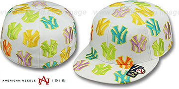 Yankees 'PASTELLI ALL-OVER' White Fitted Hat by American Needle