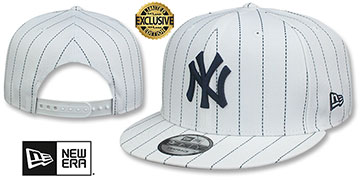 Yankees 'TEAM-BASIC PINSTRIPE SNAPBACK' White-Navy Hat by New Era