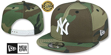 Yankees 'TEAM-BASIC SNAPBACK' Army Camo-White Hat by New Era
