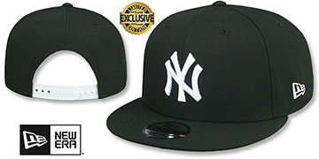 Yankees 'TEAM-BASIC SNAPBACK' Black-White Hat by New Era