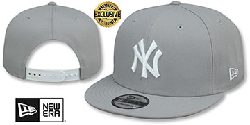Yankees 'TEAM-BASIC SNAPBACK' Light Grey-White Hat by New Era