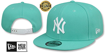 Yankees 'TEAM-BASIC SNAPBACK' Mint-White Hat by New Era